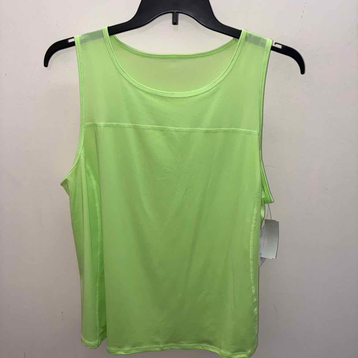 Size 1X Tek Gear Sleevless Tank Top