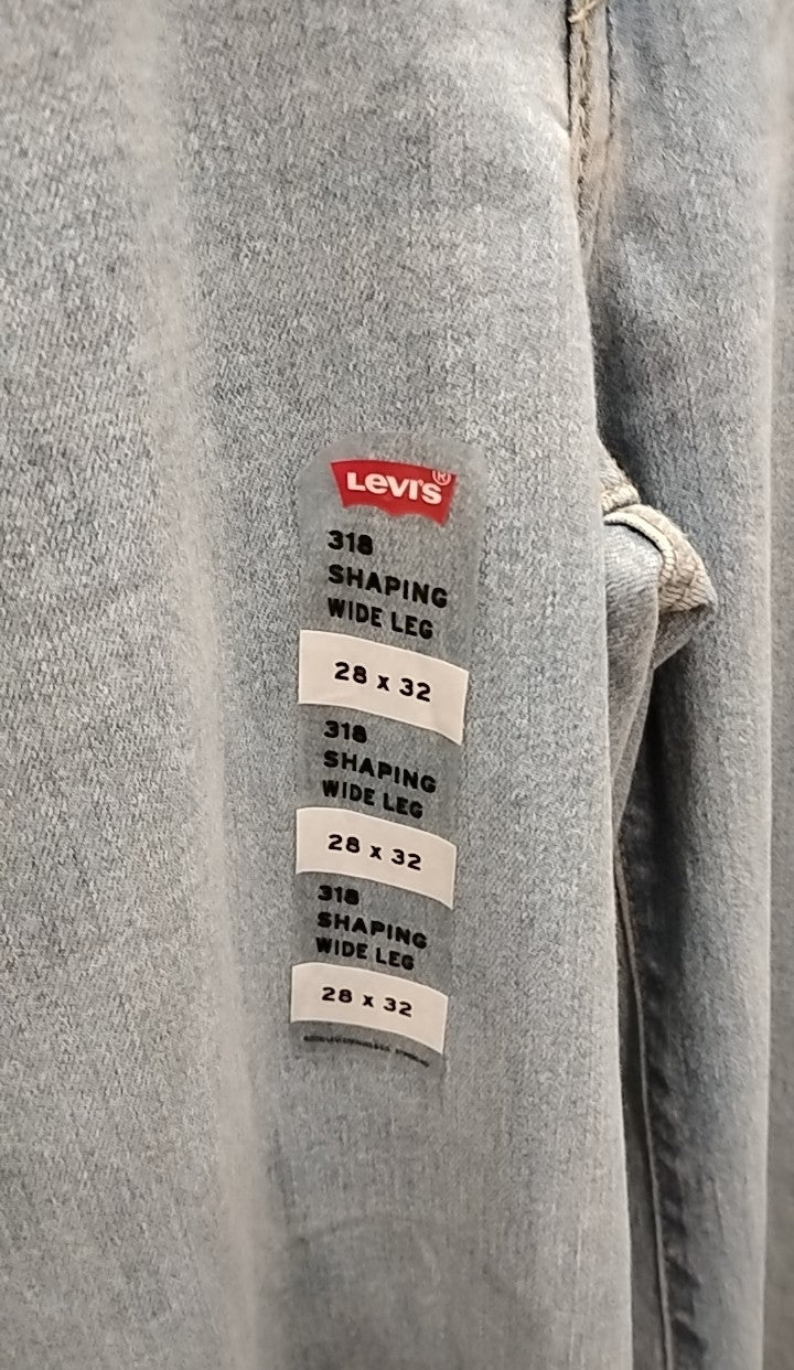 Size 6 Levi Jeans