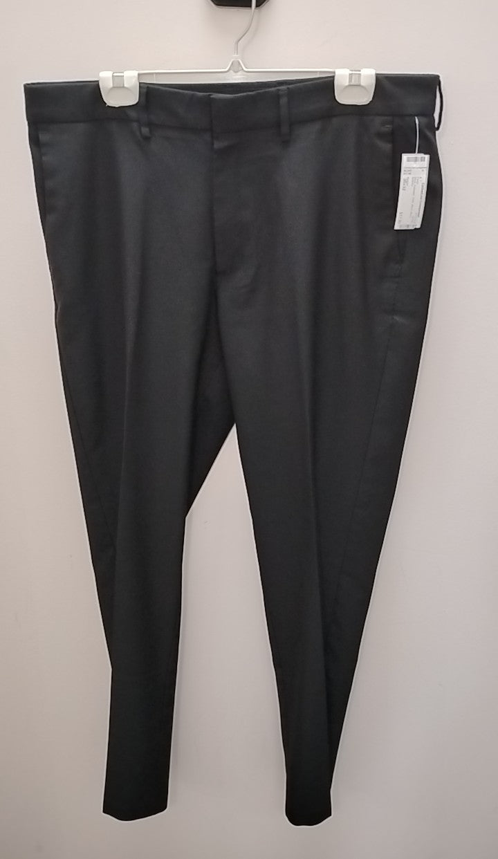 Size 36x32 Haggar Men's Pants
