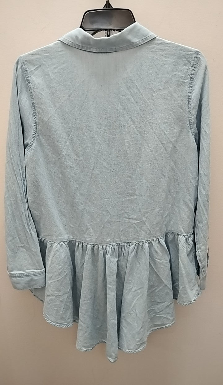Size M Button Down