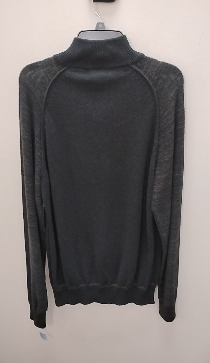 Size L Men's Sweater