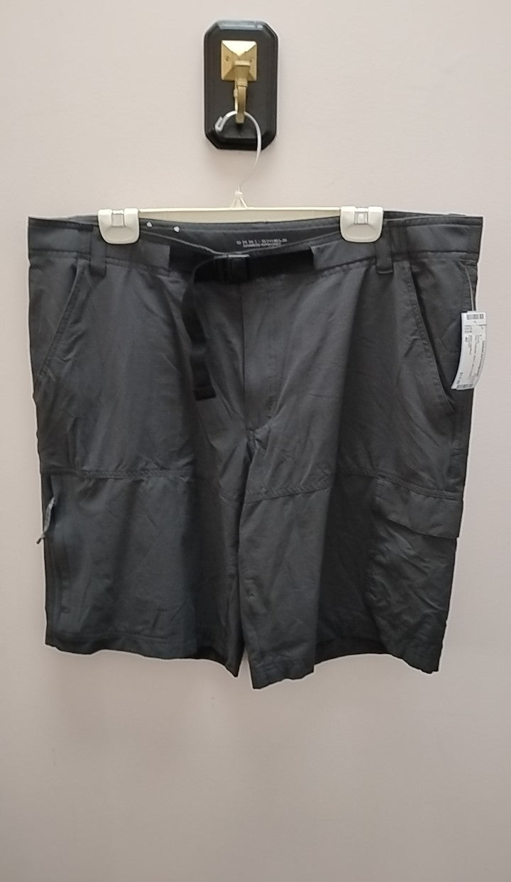 Size 40 Columbia Men's Shorts