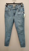 Size 2 Kensie Jeans on hanger from Clothesline Consignment, showcasing a stylish denim piece for casual outfits.