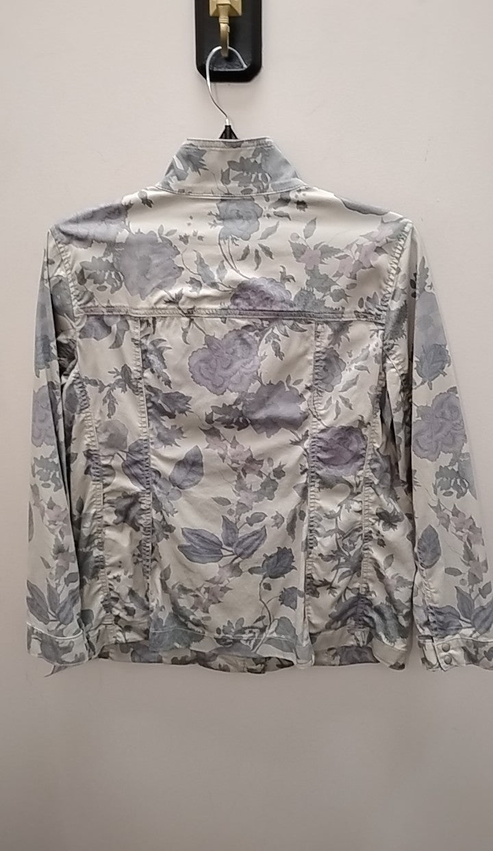 Size L Chicos Jacket