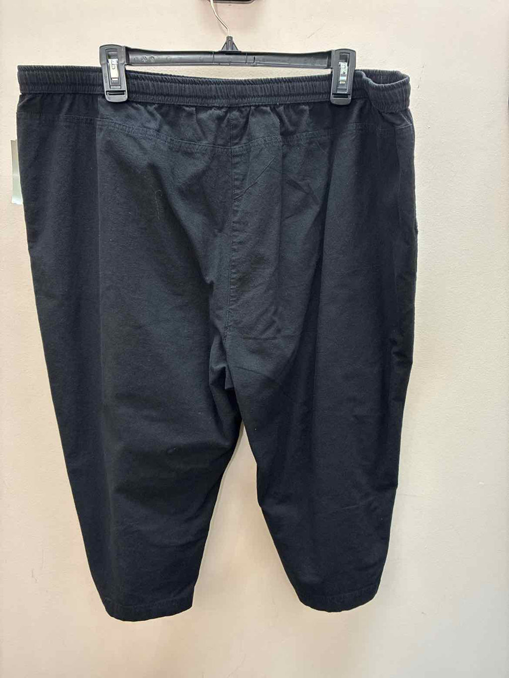 Size 1X Croft & Barrow Capris